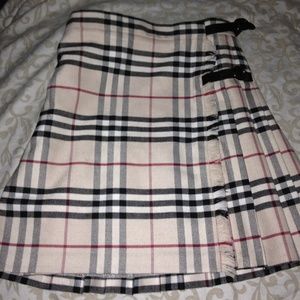COPY - Burberry NovaCheck Skirt